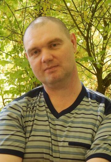Моя фотография - Алексей, 49 из Бугуруслан (@ivanovalek6837462)