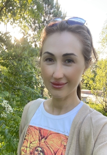 La mia foto - Olesya, 38 di Neftejugansk (@olesya52590)