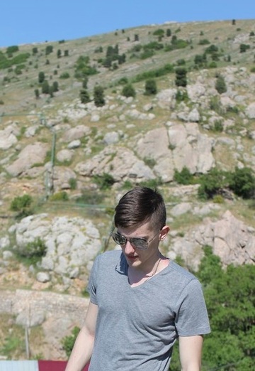 Моя фотография - Ярослав, 21 из Ла-Кондамин (@yaroslav19214)