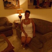 Наташа, 49, Суворов