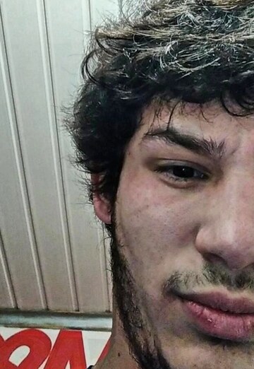 Adam (@adam15474) — my photo № 1