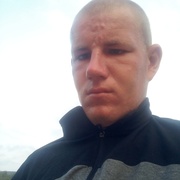 Артём, 27, Крымск