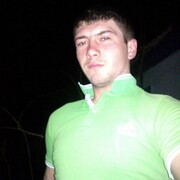 Евгений, 31, Майский