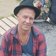 Олег, 48, Москва