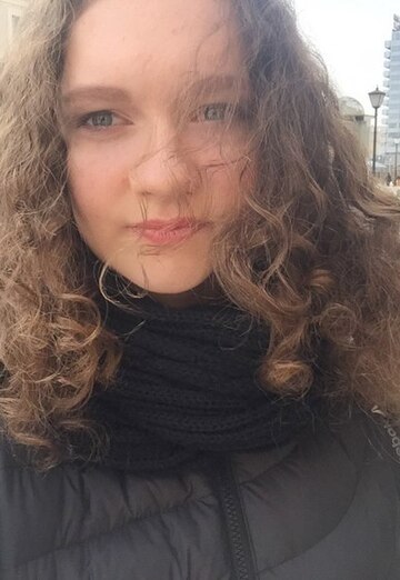 Моя фотография - Ксения, 23 из Вятские Поляны (Кировская обл.) (@kseniya45383)