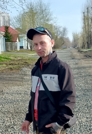 La mia foto - Maksim, 35 di Ekaterinburg (@maksim324050)