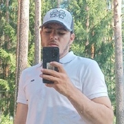 Зикрулло Розиков, 22, Вырица