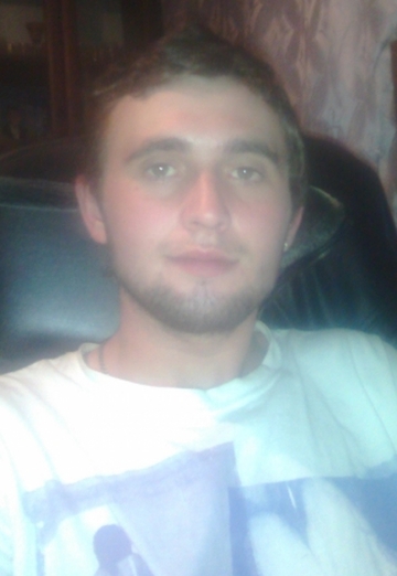 Моя фотография - Алексей, 27 из Гуляйполе (@aleseirylsckiy)