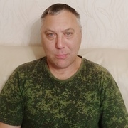 Олег, 52, Москва