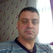 виктор, 44, Климовск