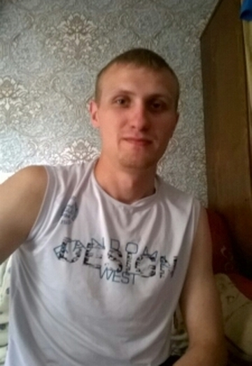 Mein Foto - Aleksandr, 30 aus Nowosybkow (@aleksandr648429)