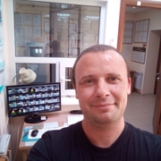 Alex, 41, Черниговка