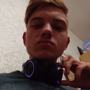 Роман, 19, Новая Усмань