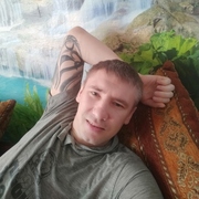 Максим, 35, Ачинск