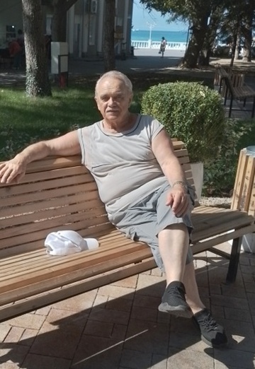 Adrian (@adri48) — my photo № 7