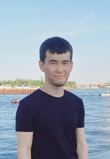 Моя фотография - Бегзод, 25 из Санкт-Петербург (@begzod1711)