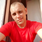 Владимир, 27, Горняцкий