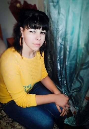 La mia foto - Milashka, 31 di Bobrov (@milashka4379)