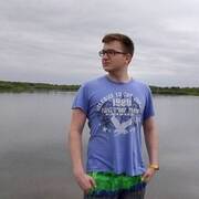 Вася, 21, Глазов