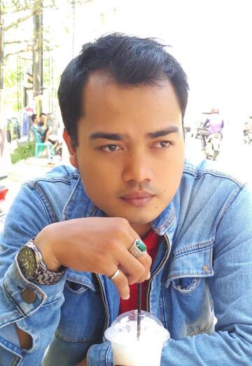 Моя фотография - Erlang, 33 из Джакарта (@erlang0)