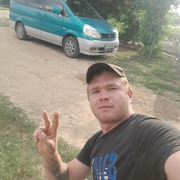 Халк Татаренко, 28, Новоселицкое