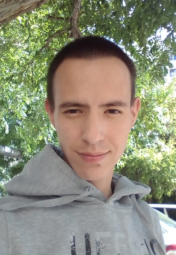 Моя фотография - Дмитрий, 32 из Астрахань (@dmitriy422228)