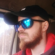 Евгений, 30, Курган