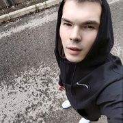 Денис, 20, Уфа