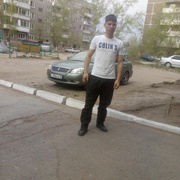 женя, 24, Черногорск