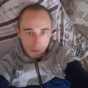 Александр, 27, Черниговка