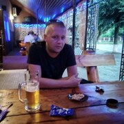Roma, 37, Пестрецы