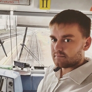 Александр, 27, Серов