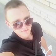 Рома Киевский, 24, Ремонтное