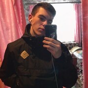 Данил, 23, Богородицк