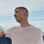 Михаил, 21, Тюмень