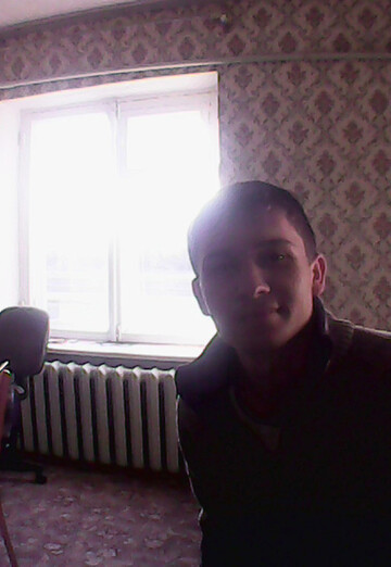Моя фотография - владимир, 34 из Миллерово (@vladimir234935)