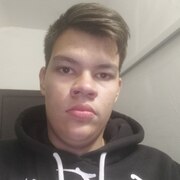 Максим, 18, Средняя Ахтуба