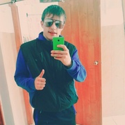 Евгений, 24, Сатка