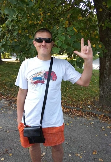 Моя фотография - Алексей, 35 из Новогрудок (@aleksey437838)
