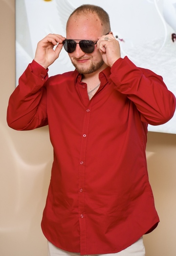 Viktor (@viktor291989) — my photo № 1