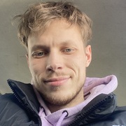 Александар, 25, Жлобин