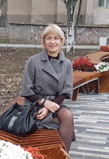 Моя фотография - Валентина, 66 из Николаев (@valentina58764)