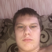 Александр, 24, Талица