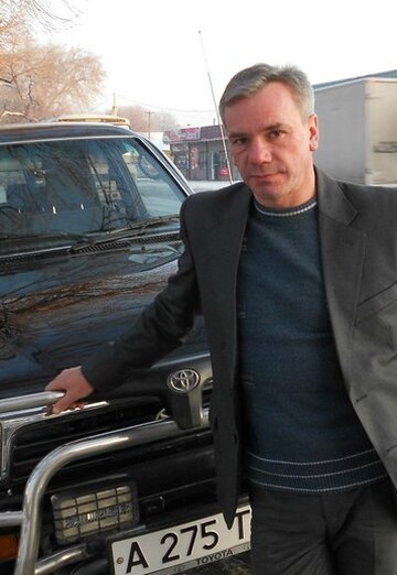 La mia foto - Vyacheslav, 52 di Almaty (@vyacheslav51844)