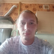 Максим, 31, Алексеевка (Белгородская обл.)