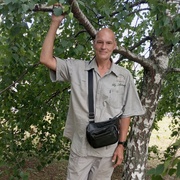 Олег, 47, Москва