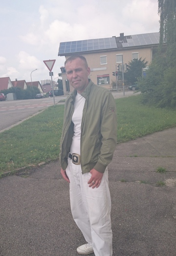 Моя фотография - Konstantin, 43 из Garching an der Alz (@konstantin45342)