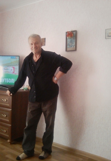 Моя фотография - ЭДУАРД, 74 из Симферополь (@eluard28)