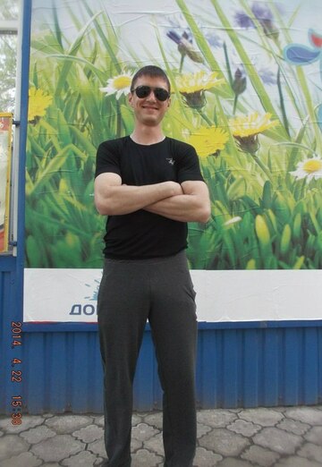 Моя фотография - Артём, 40 из Докучаевск (@id621176)