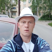 Александр, 33, Мирный (Архангельская обл.)